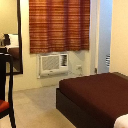 One Hive Hotel And Suites Surigao Exteriér fotografie